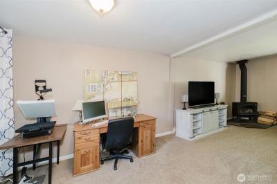 Listing images