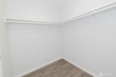 Listing images