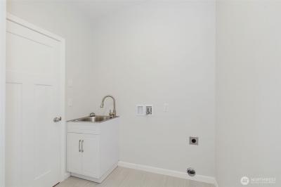 Listing images